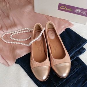 Clarks dusty pink with gold flats